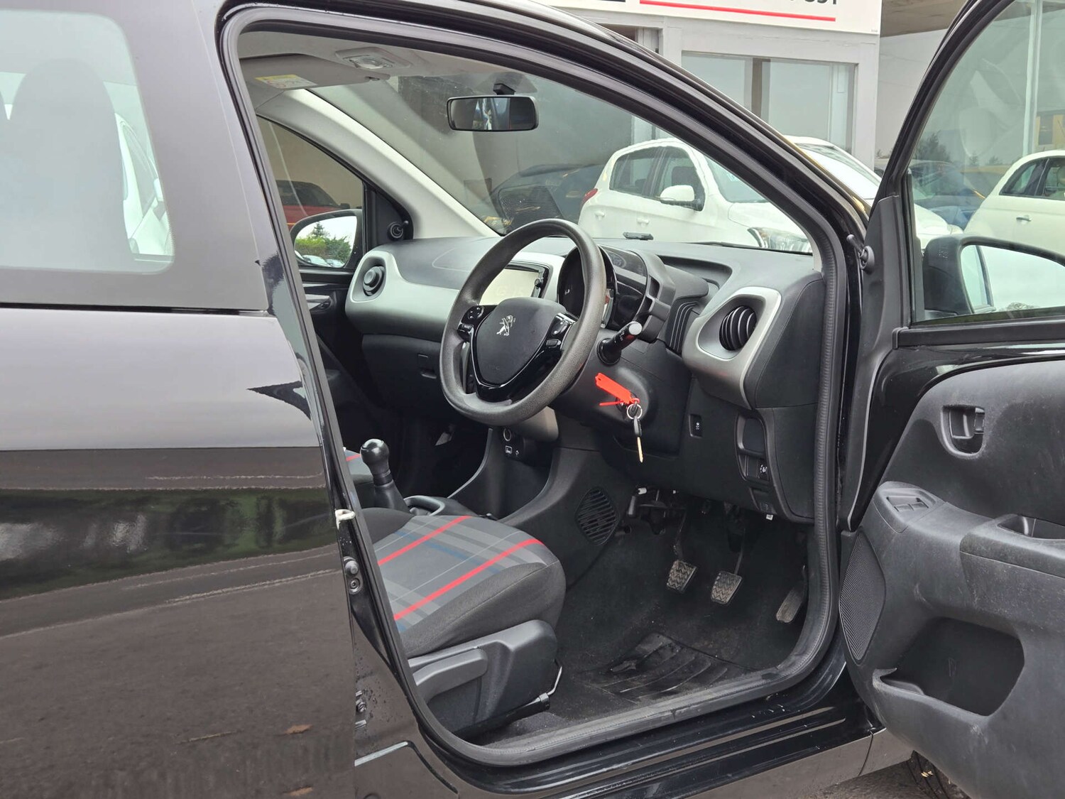 Used Peugeot 108 2015 for sale - 77794768: Photo 16