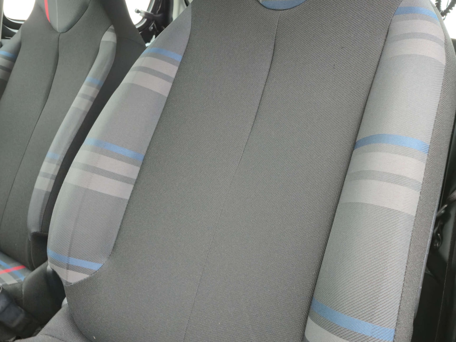 Used Peugeot 108 2015 for sale - 77794768: Photo 30