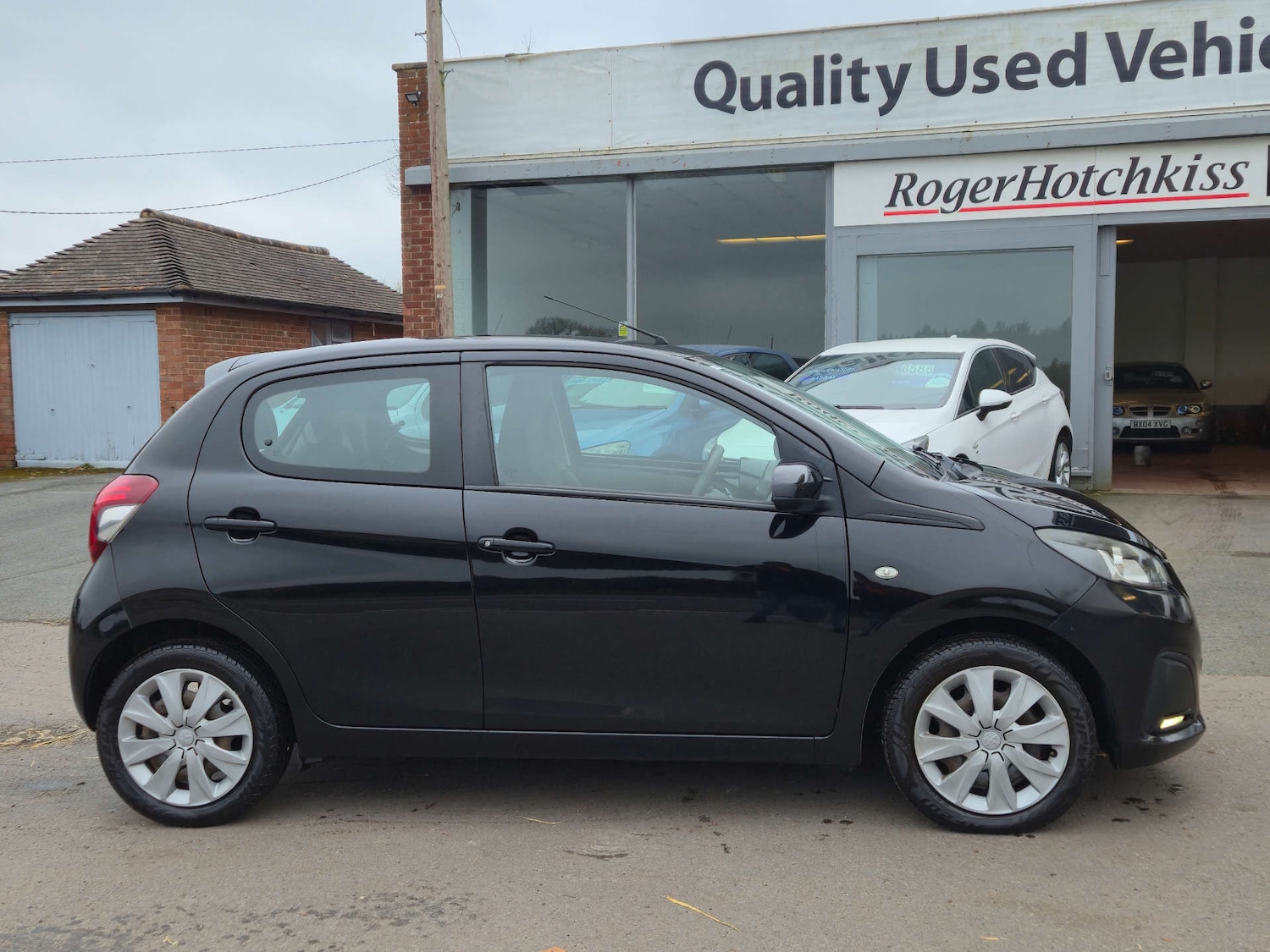 Used Peugeot 108 2015 for sale - 77794768: Photo 7