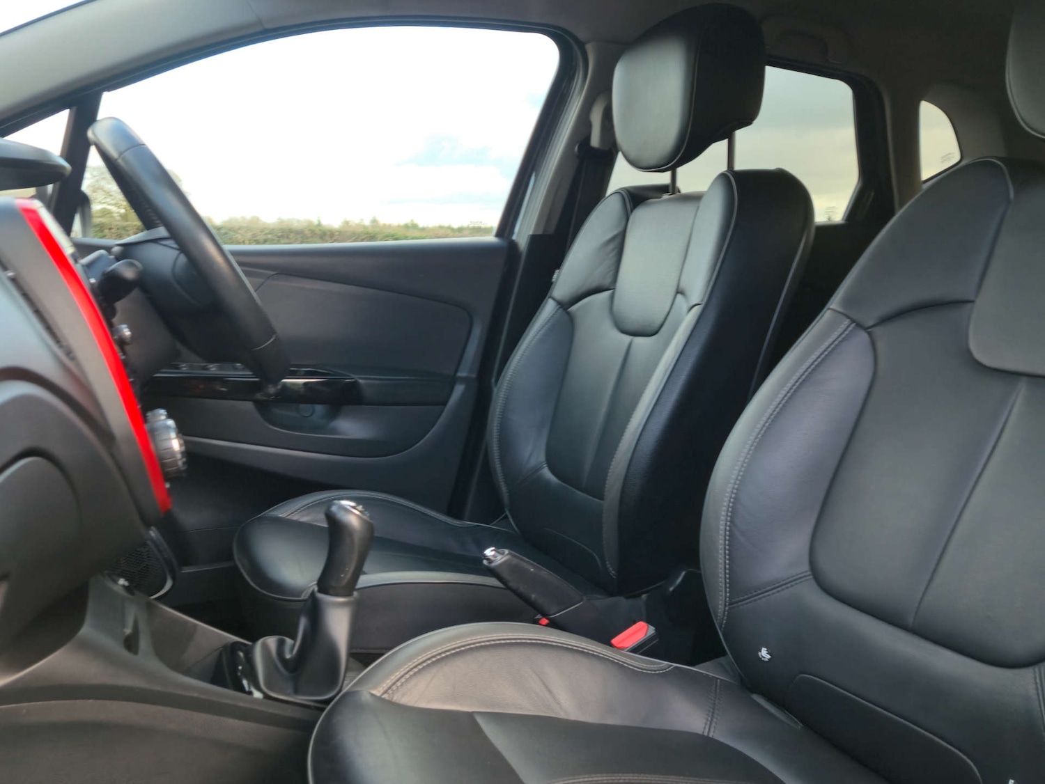 Used Renault Captur 2016 for sale - 77121299: Photo 29