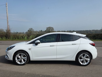 Used Vauxhall Astra 2017 for sale - 77745479: Photo