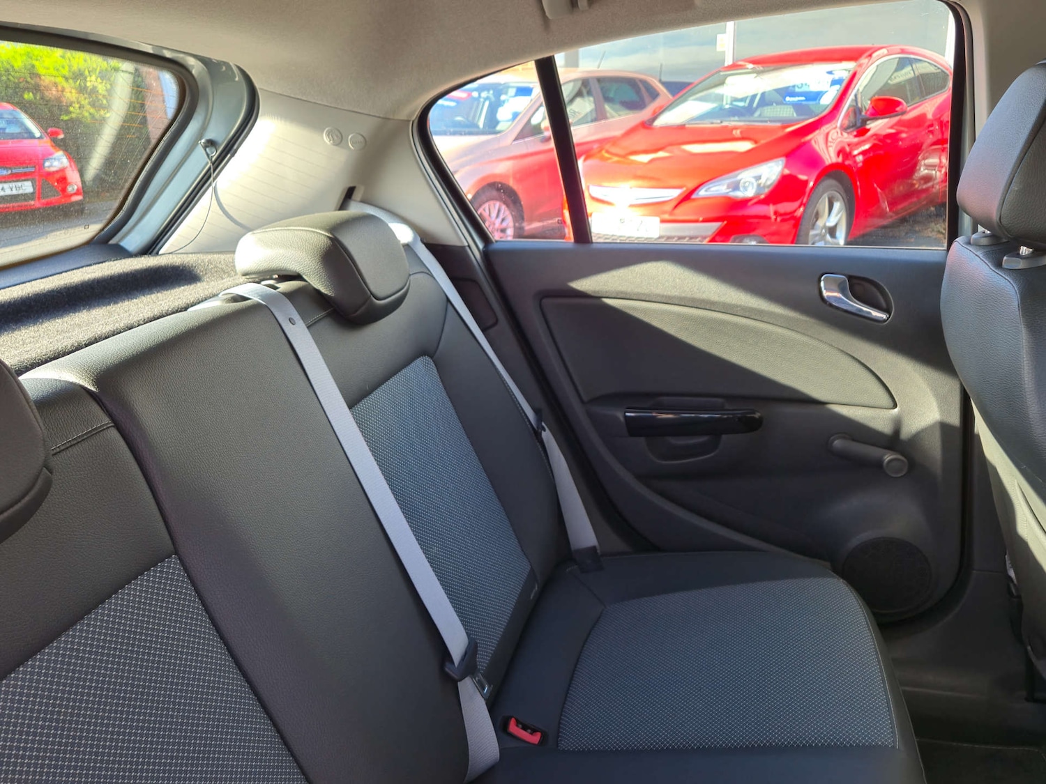 Used Vauxhall Corsa 2010 for sale - 76602213: Photo 22