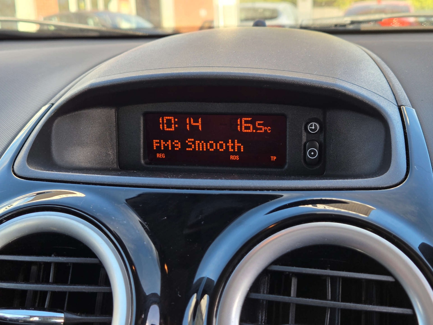 Used Vauxhall Corsa 2010 for sale - 76602213: Photo 30