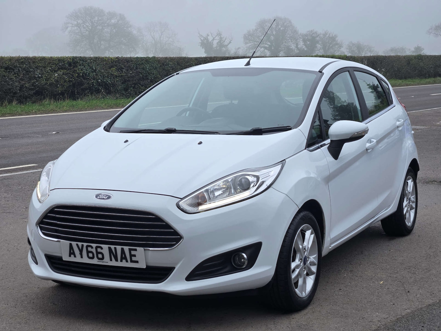 Used Ford Fiesta 2016 for sale - 77963176: Photo 2