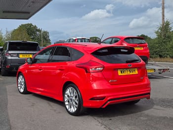 Used Ford Focus 2017 for sale - 79706053: Photo