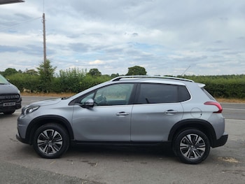 Used Peugeot 2008 2018 for sale - 79375665: Photo