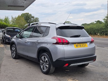 Used Peugeot 2008 2018 for sale - 79375665: Photo