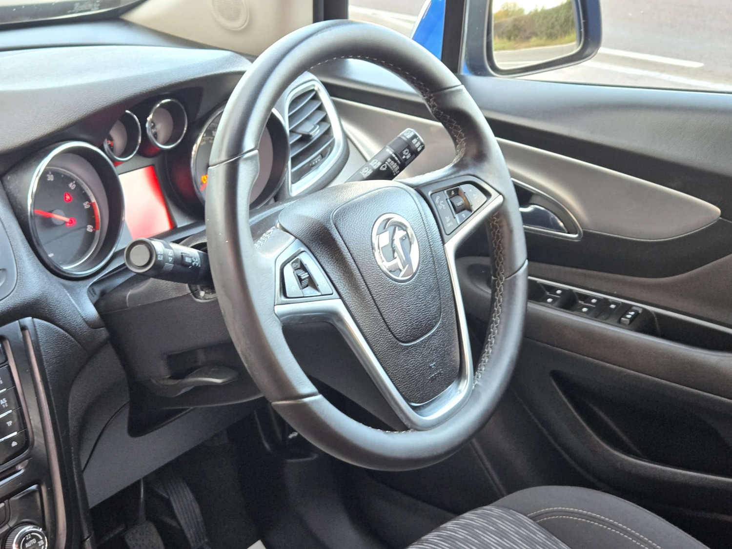 Used Vauxhall Mokka 2015 for sale - 76659844: Photo 31