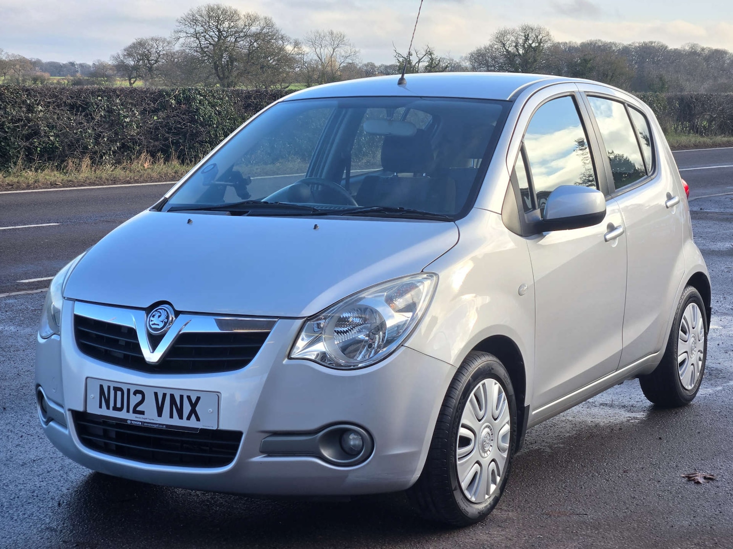 Used Vauxhall Agila 2012 for sale - 77235330: Photo 2