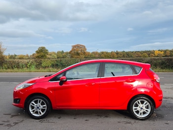 Used Ford Fiesta 2016 for sale - 76437901: Photo