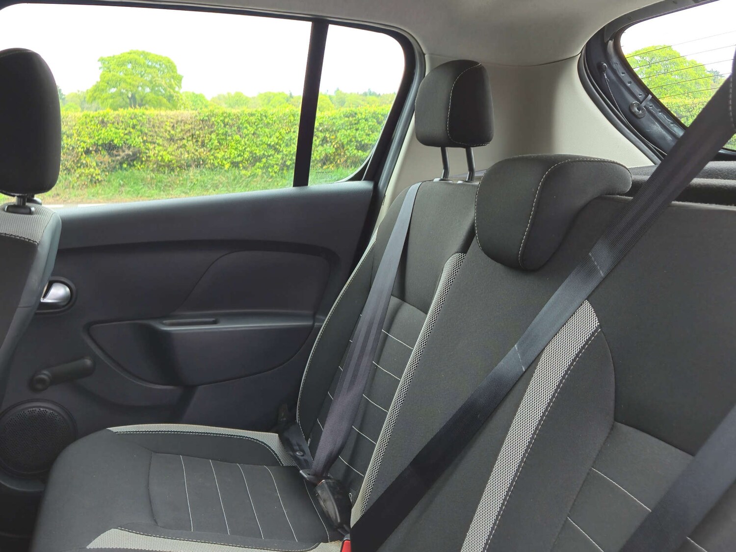 Used Dacia Sandero 2017 for sale - 76363859: Photo 19