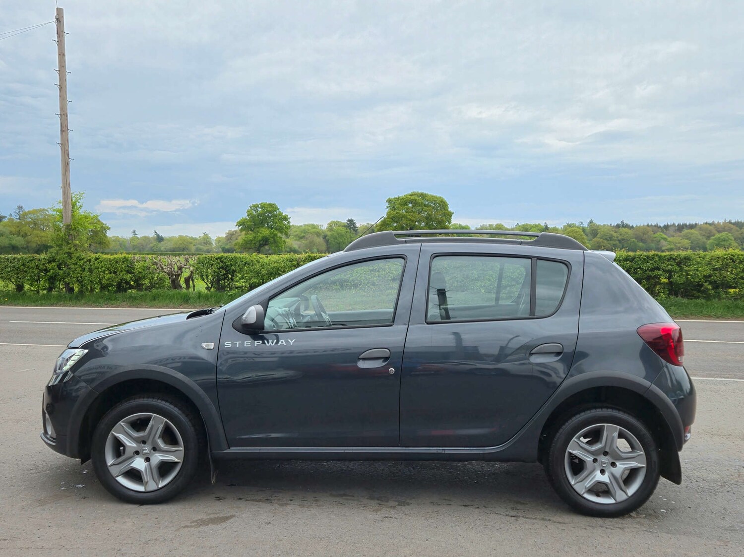 Used Dacia Sandero 2017 for sale - 76363859: Photo 3