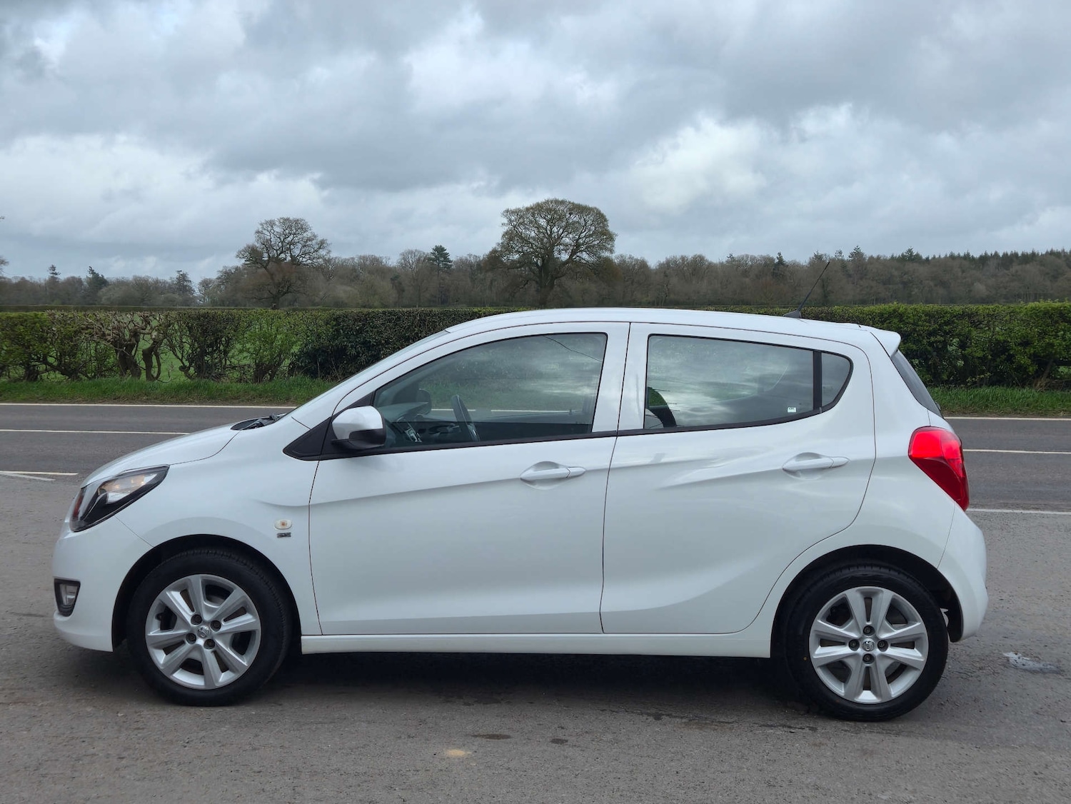 Used Vauxhall Viva 2016 for sale - 78122032: Photo 3