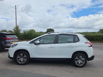 Used Peugeot 2008 2017 for sale - 79676455: Photo