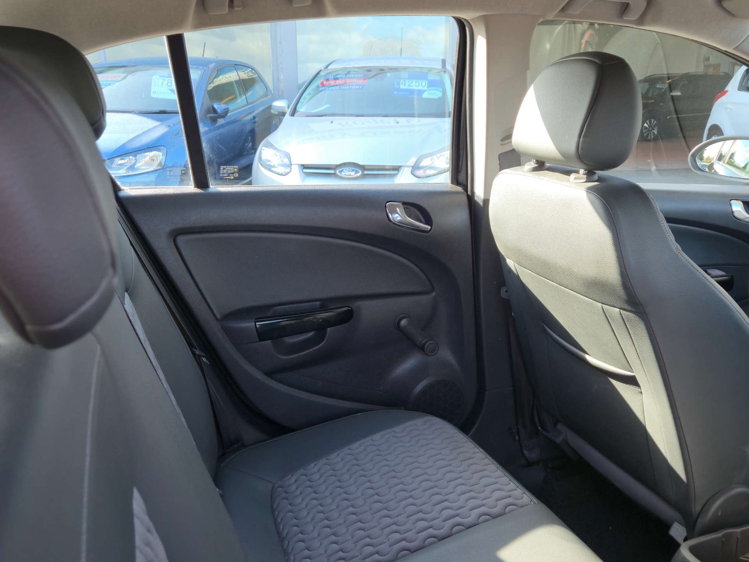 Used Vauxhall Corsa 2015 for sale - 77836397: Photo 23