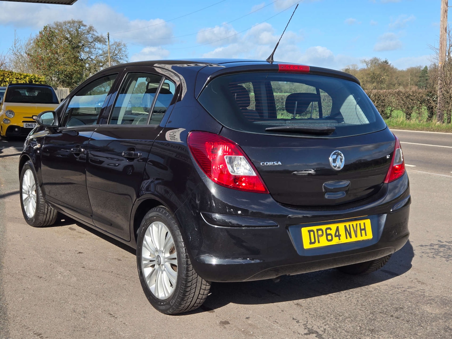 Used Vauxhall Corsa 2015 for sale - 77836397: Photo 4
