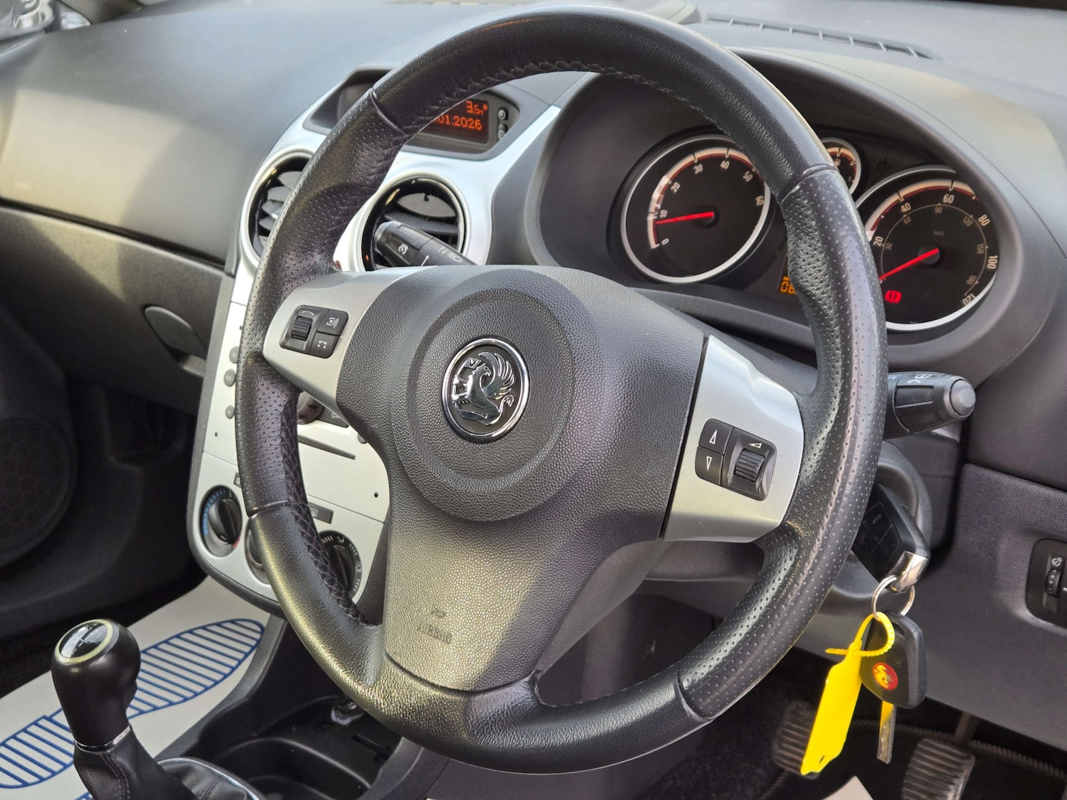 Used Vauxhall Corsa 2010 for sale - 77121301: Photo 18