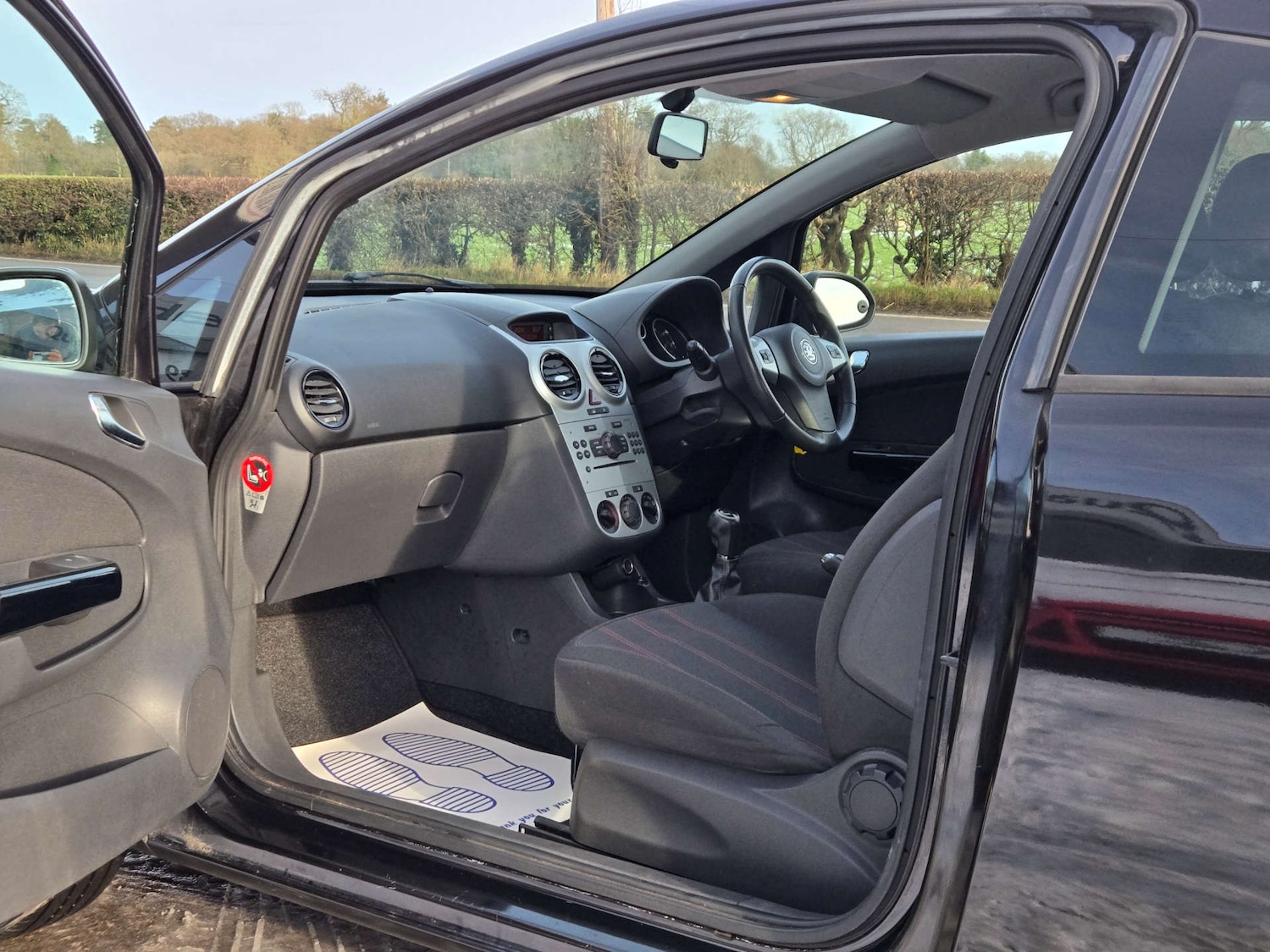 Used Vauxhall Corsa 2010 for sale - 77121301: Photo 23