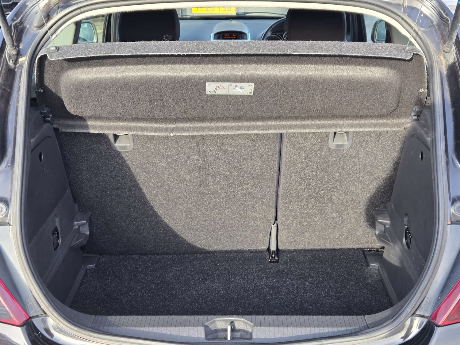 Used Vauxhall Corsa 2010 for sale - 77121301: Photo 6