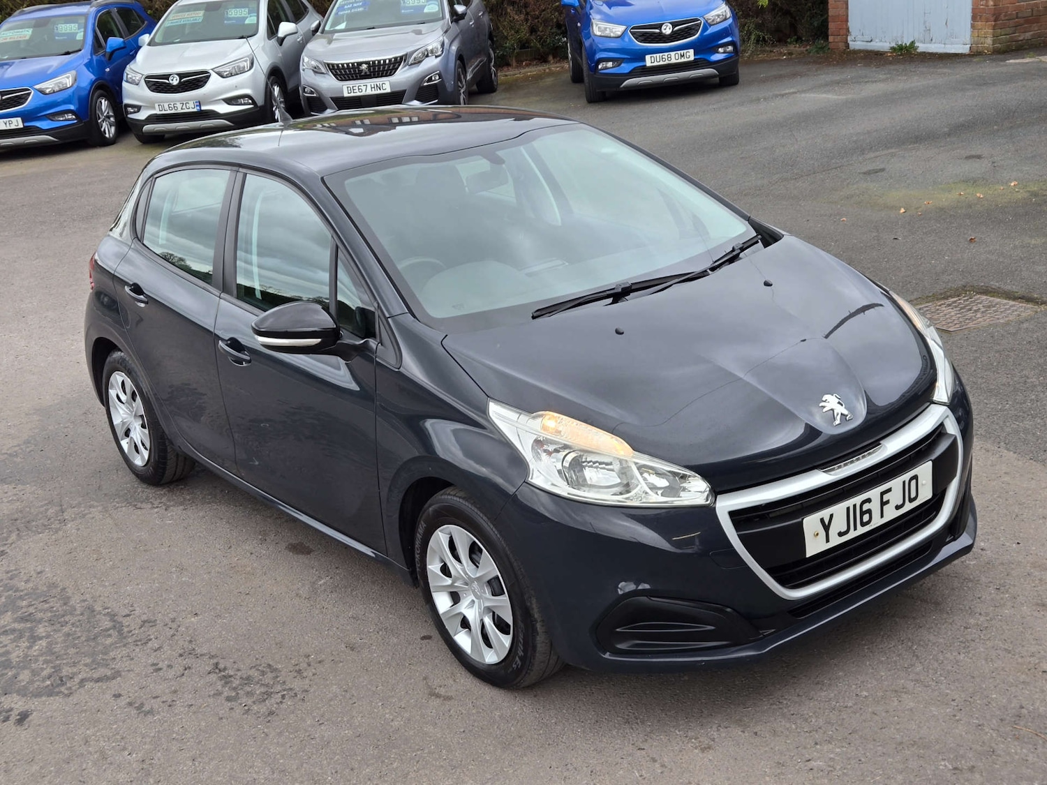 Used Peugeot 208 2016 for sale - 78124694: Photo 15