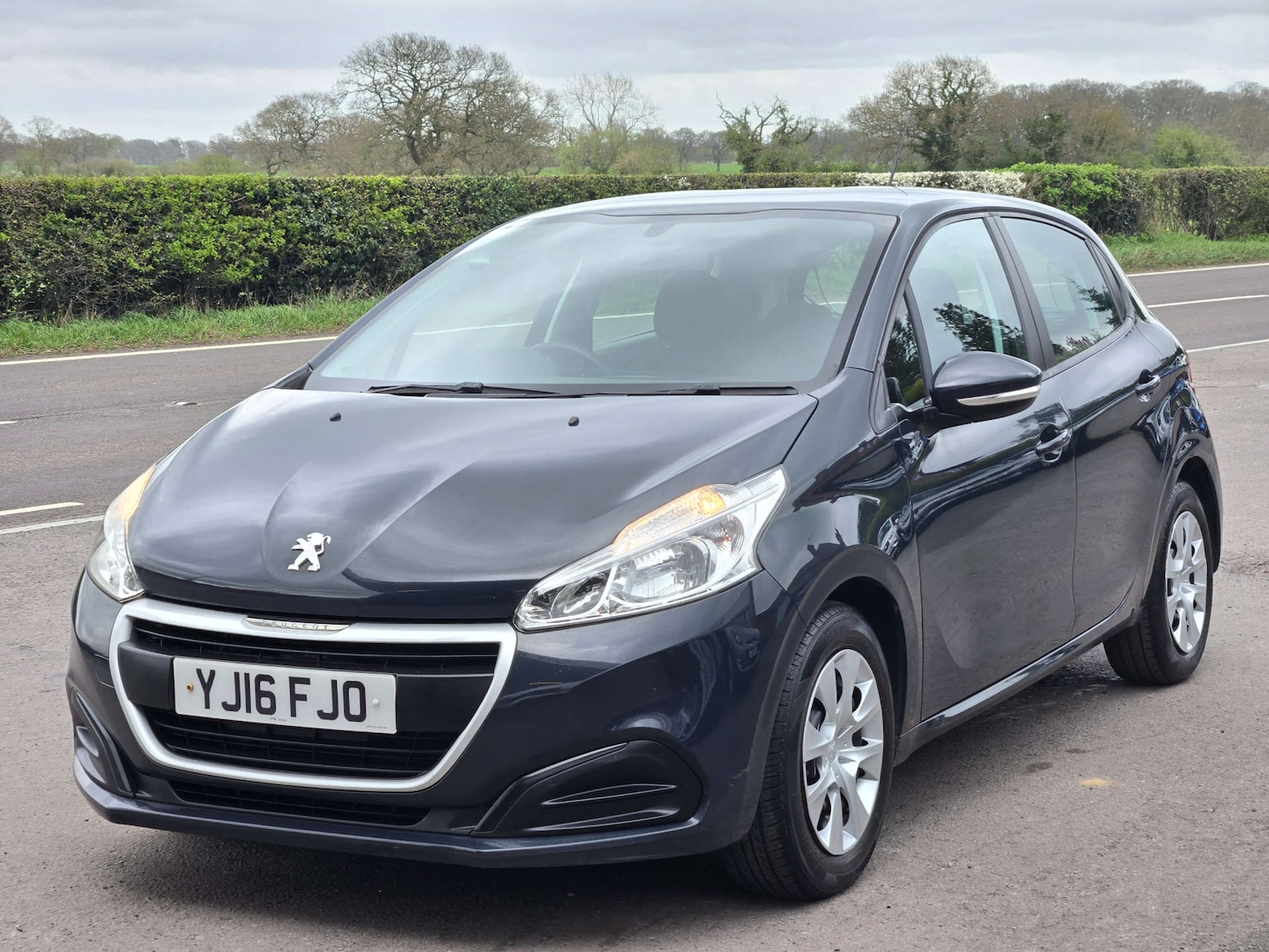 Used Peugeot 208 2016 for sale - 78124694: Photo 2