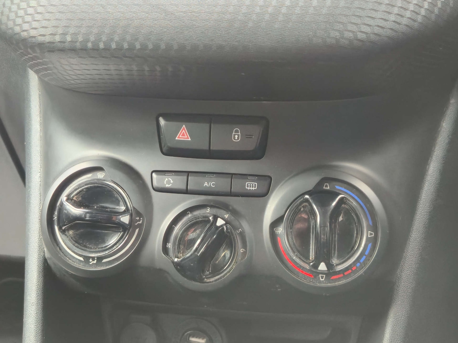 Used Peugeot 208 2016 for sale - 78124694: Photo 33