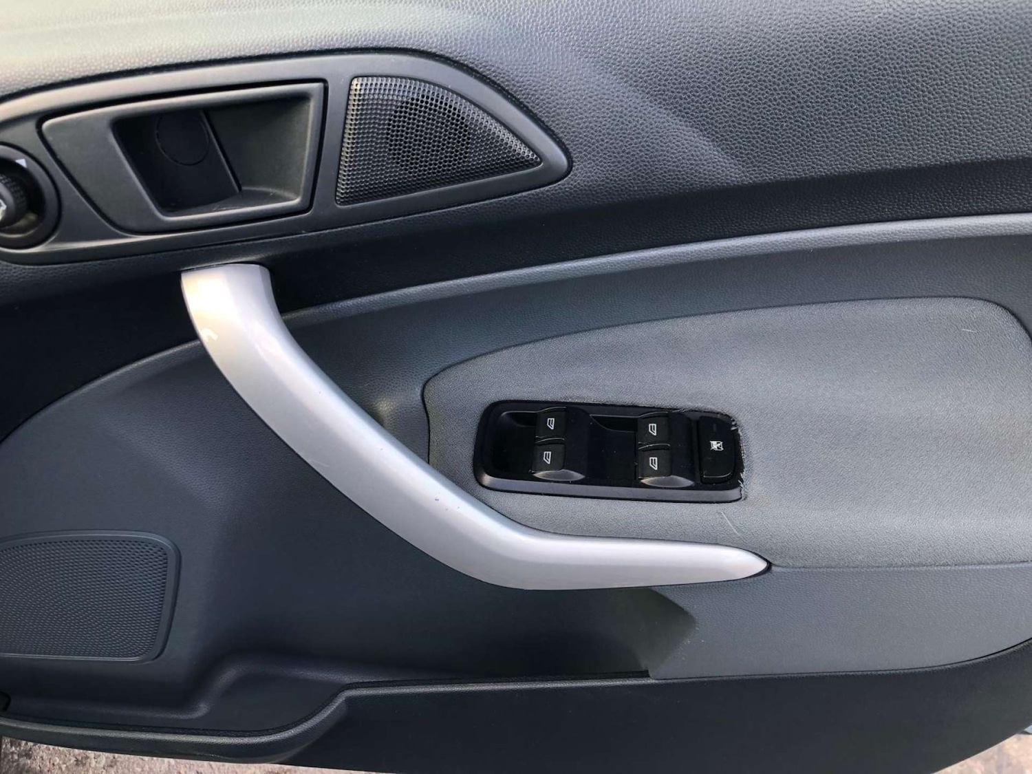 Used Ford Fiesta 2009 for sale - 76602164: Photo 10