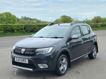 Used Dacia Sandero 2017 for sale - 74825980: Photo
