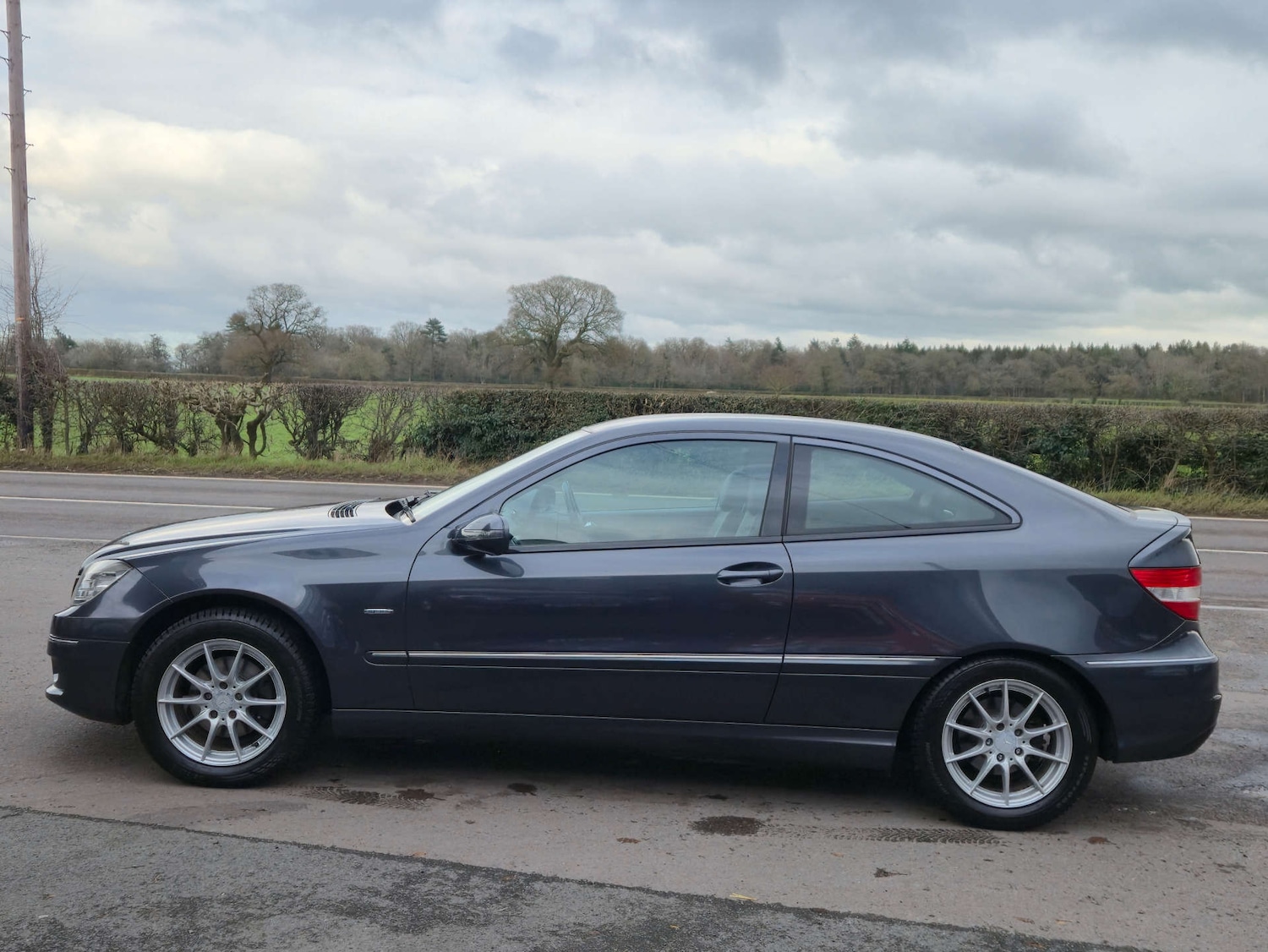 Used Mercedes-Benz CLC Class 2010 for sale - 77261429: Photo 3