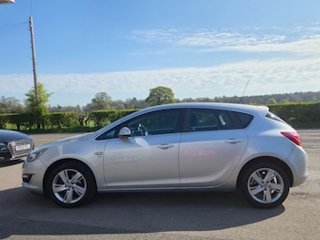 Used Vauxhall Astra 2015 for sale - 78297089: Photo