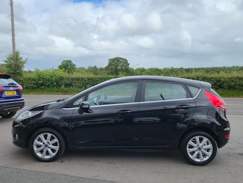 Used Ford Fiesta 2010 for sale - 78829616: Photo