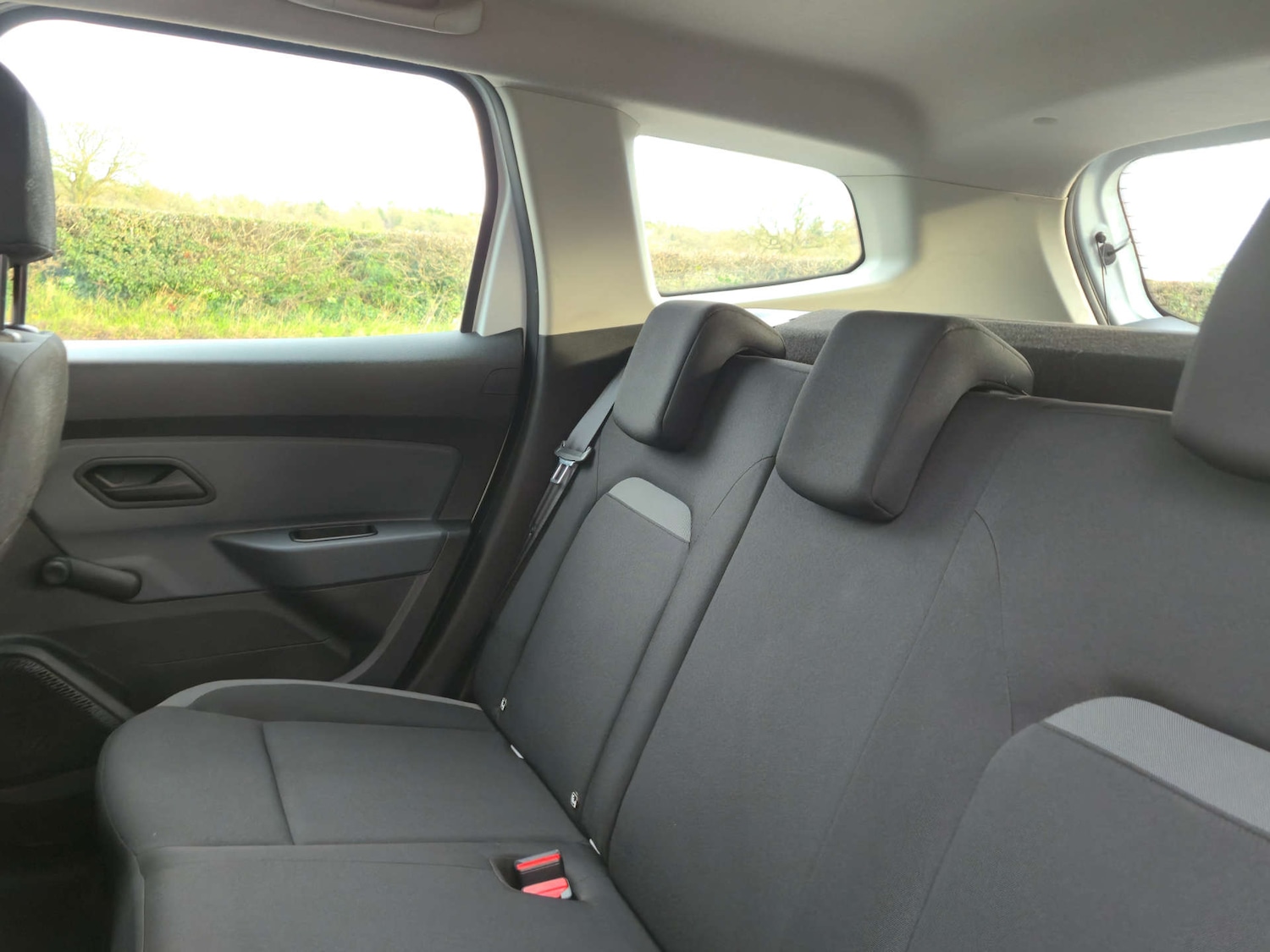 Used Dacia Duster 2018 for sale - 76971031: Photo 26