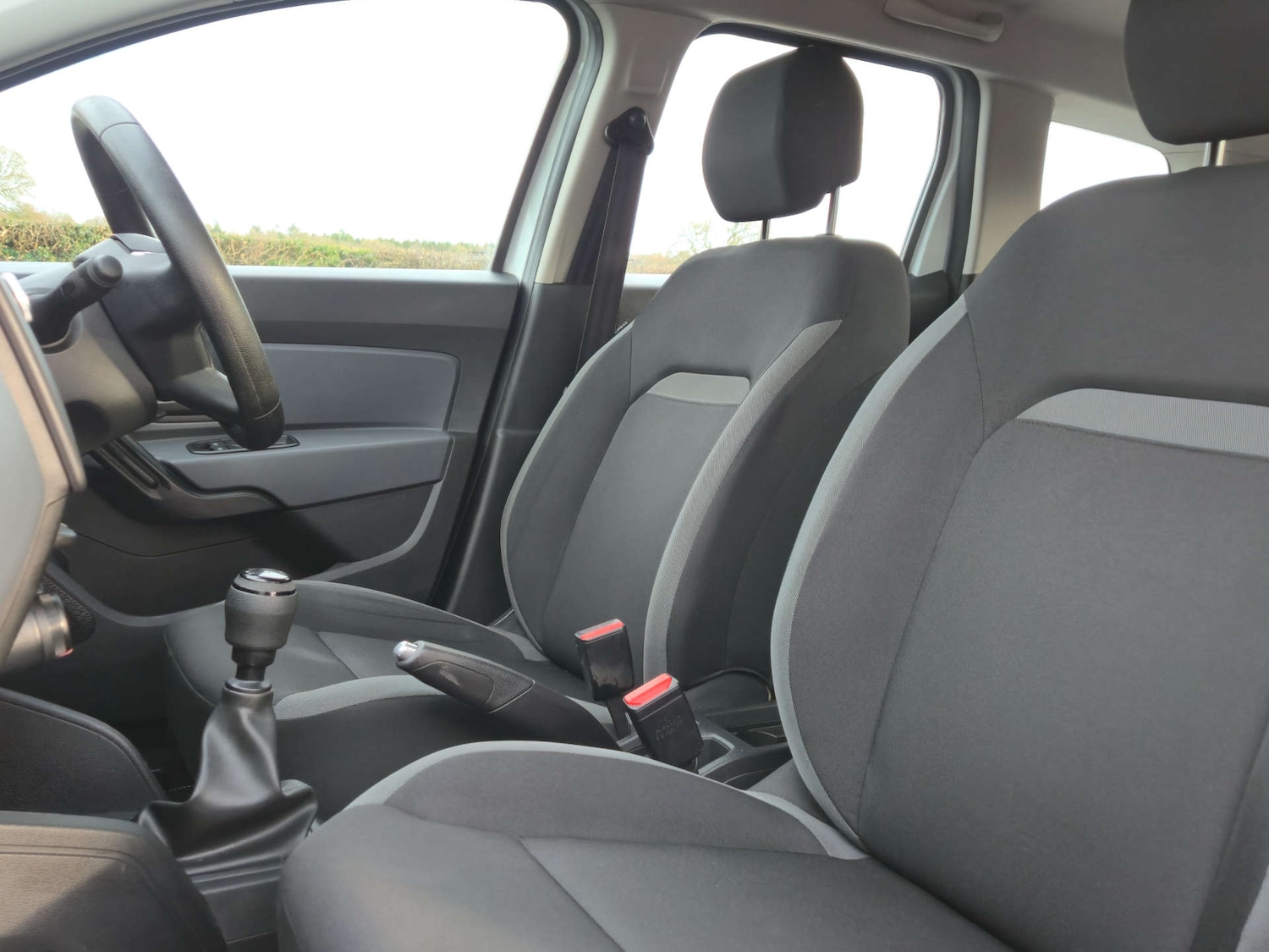 Used Dacia Duster 2018 for sale - 76971031: Photo 30