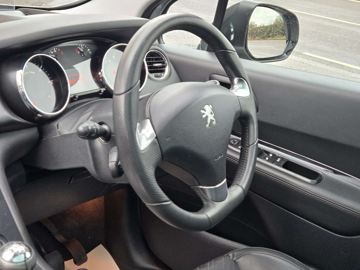 Used Peugeot 3008 2014 for sale - 77303959: Photo 35