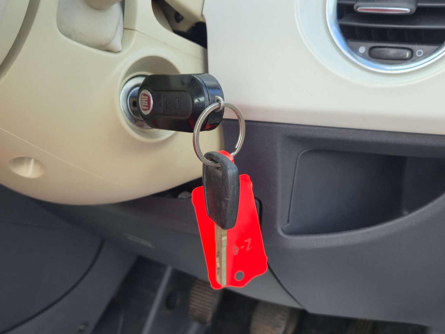 Used Fiat 500 2011 for sale - 77650485: Photo 22