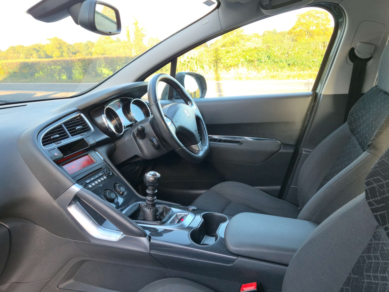 Used Peugeot 3008 2016 for sale - 76412615: Photo 28