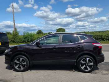 Used Nissan Qashqai 2017 for sale - 75142569: Photo