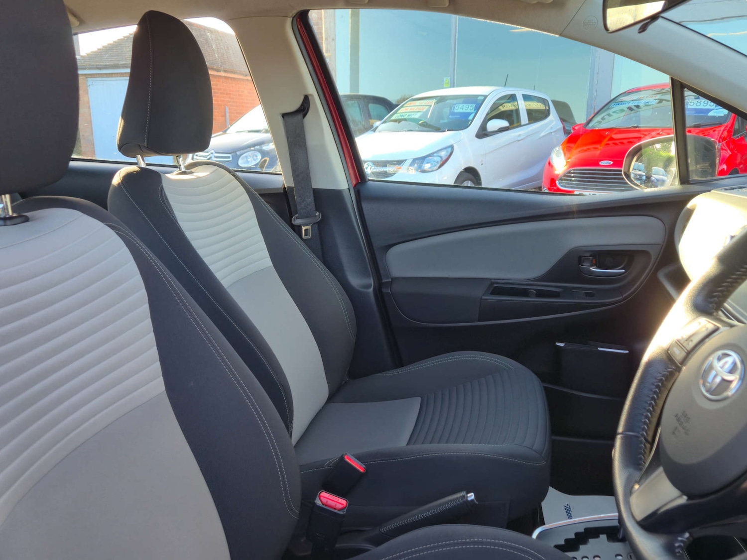 Used Toyota Yaris 2019 for sale - 76601480: Photo 20