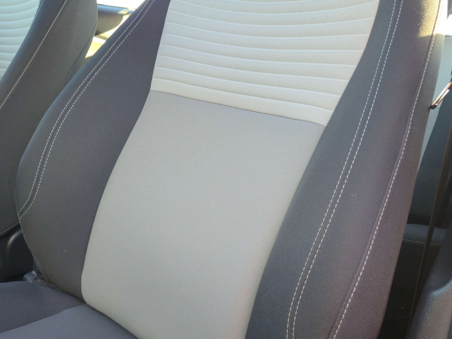 Used Toyota Yaris 2019 for sale - 76601480: Photo 31