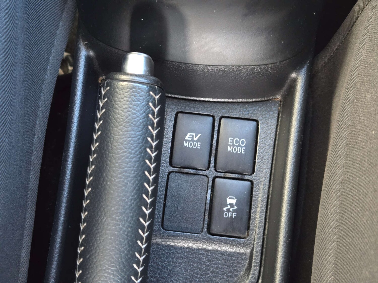 Used Toyota Yaris 2019 for sale - 76601480: Photo 37