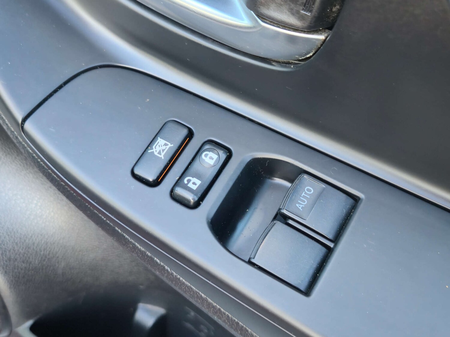 Used Toyota Yaris 2019 for sale - 76601480: Photo 38