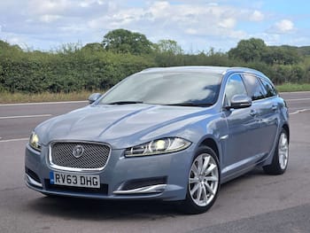 Used Jaguar XF 2013 for sale - 79782676: Photo