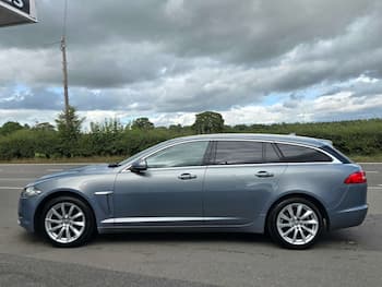 Used Jaguar XF 2013 for sale - 79782676: Photo