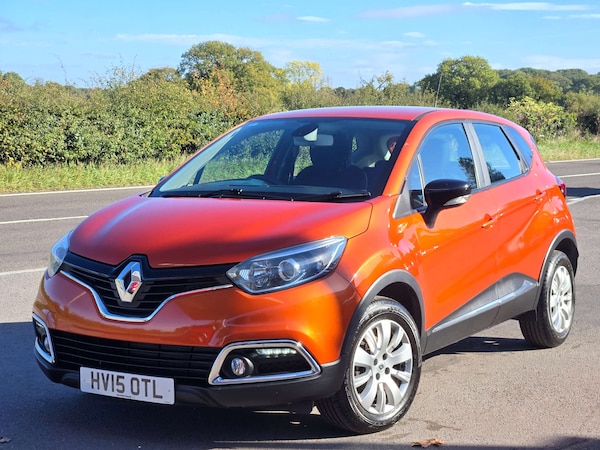 Used Renault Captur 2015 for sale - 76174352: Photo 1