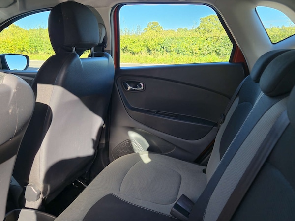Used Renault Captur 2015 for sale - 76174352: Photo 24