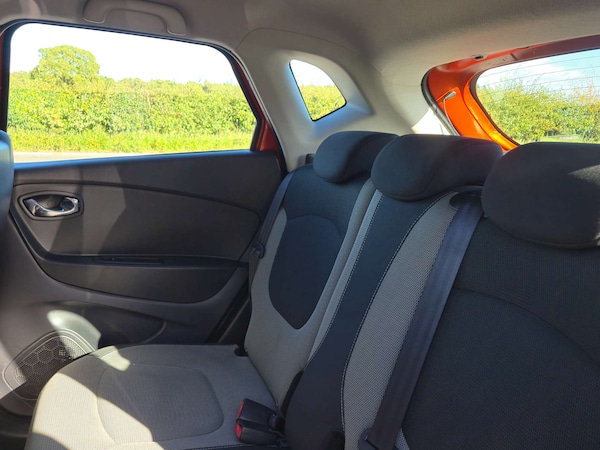 Used Renault Captur 2015 for sale - 76174352: Photo 25