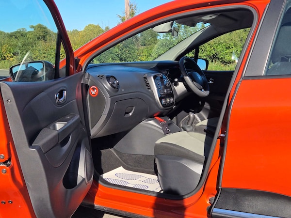 Used Renault Captur 2015 for sale - 76174352: Photo 26