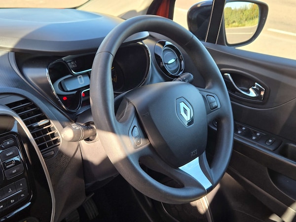 Used Renault Captur 2015 for sale - 76174352: Photo 27