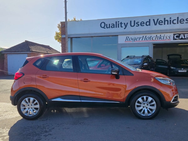 Used Renault Captur 2015 for sale - 76174352: Photo 8