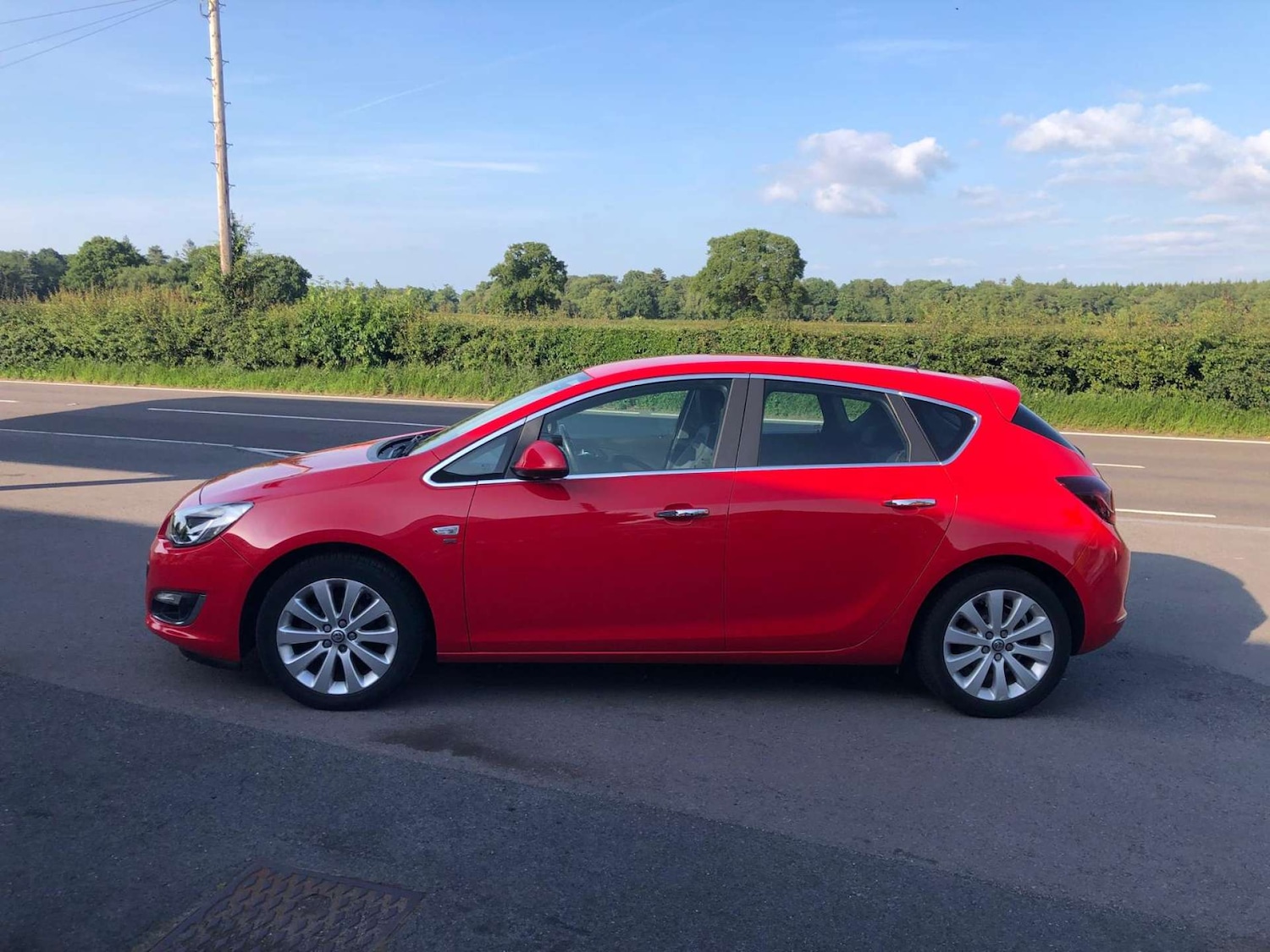 Used Vauxhall Astra 2013 for sale - 76599679: Photo 2